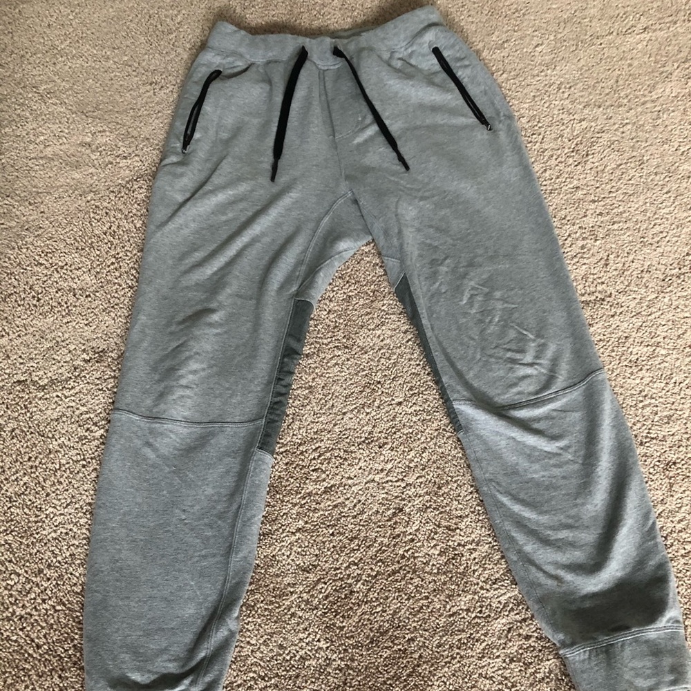 Men’s Grey Lulu Lemon Sweatpants